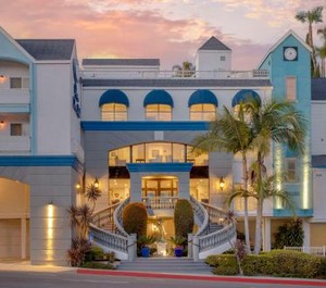 Marina Shores Hotel 