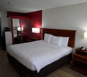 Clarion Hotel Broken Arrow Tulsa 