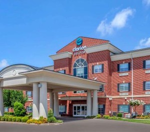 Clarion Pointe Sulphur Springs 