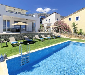 Costa Maris Villa 