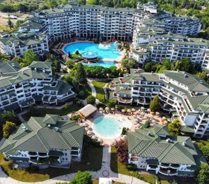 Emerald Beach Resort 