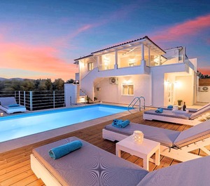 Holiday Agios Nikolaos Persons Bedrooms 