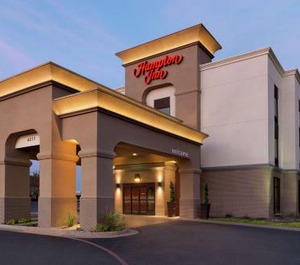 Hampton Inn Senter Mall 