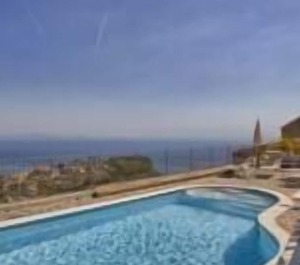 Holiday Scala Persons Bedrooms 