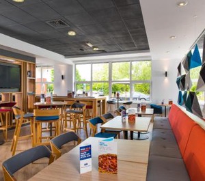 Holiday Inn Express Burton Trent Ihg Hotel 