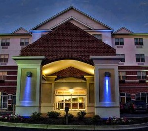 Holiday Inn Express La Ihg Hotel 