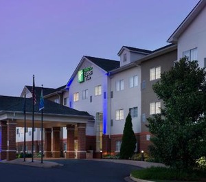 Holiday Inn Ihg Hotel 