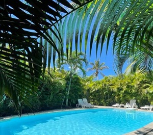 Chambre Piscine Partagée Et Jardin Clos À 
