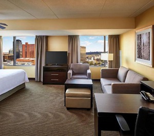 Cozy Dt Hamilton 