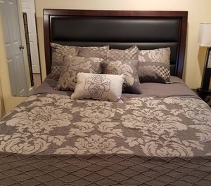 Located The Heart Of Downtown Penn Yan New York 