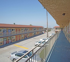 The Emerson Grand Ave Los Angeles 