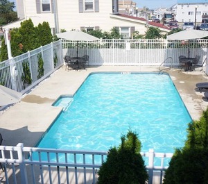Hampton 