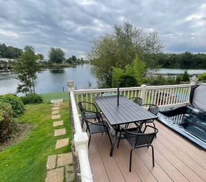 Lakeside Retreat Fishing Peg Situated At Tattershall Lakes Holiday Park 