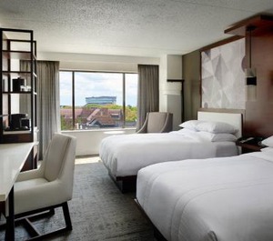 Marriott East At University Place 