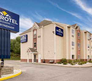 Microtel Inn 