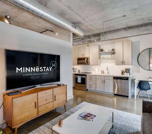Minnestay North Loop Target Field 