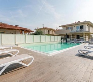 Puegnago Sul Garda Outdoor Swimming 