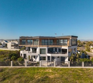 Beach Guesthouse 