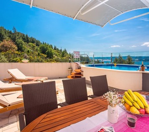 Terrace Sea Pisak Omiš 