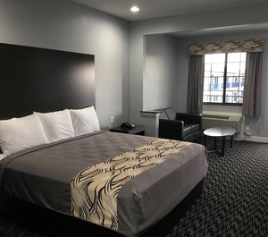 Platinum Inn 