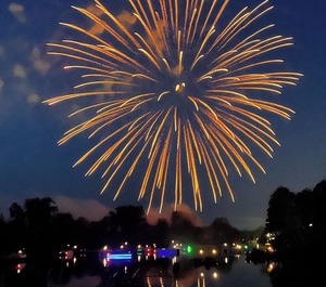 Riverside Point Resort Swim Dine