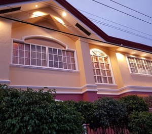 Stay Amare Pacific Grand Magnolia 