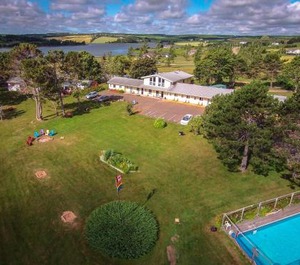 Pines Motel Cottages Cottage 