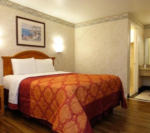 Tropic Lodge