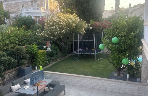 Cros-de-Cagnes Apartment | À Louer Studio Cros de Cagnes Proche Bord de mer à Pied Avec Piscine Dispo Août