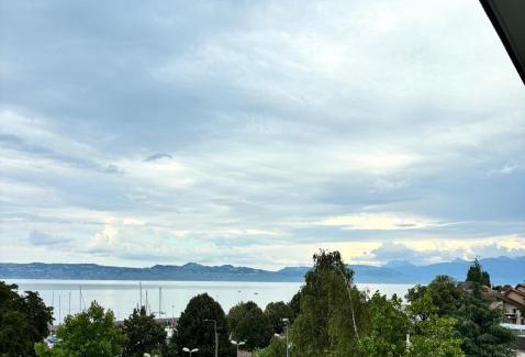 Evian-les-Bains Apartment | À quelques pas du Lac Leman