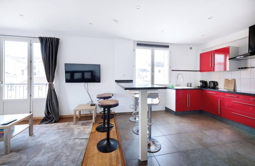 Saint Michel - Mairie Apartment | Élégant T3 au Cœur de Lyon 7ème