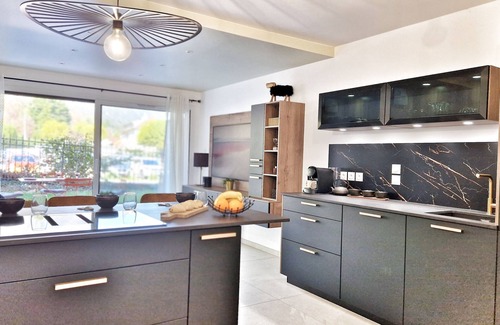 Le Bourget-du-Lac Apartment | "Ô lac des Cygnes" : les Perles de Sophie