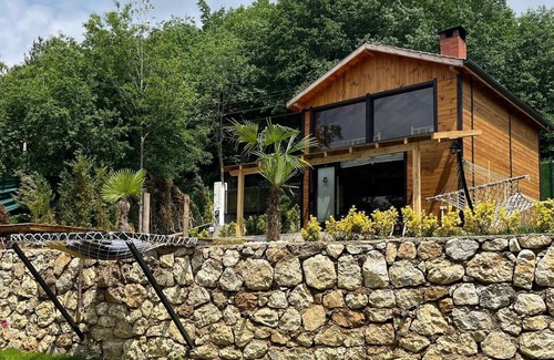 Sapanca House | Özel bahçeli Sıcak havuzlu Bungolov