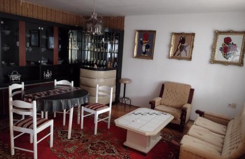 Bela Crkva House | Ćane Rooms