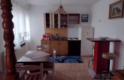 Bela Crkva House | Ćane Rooms