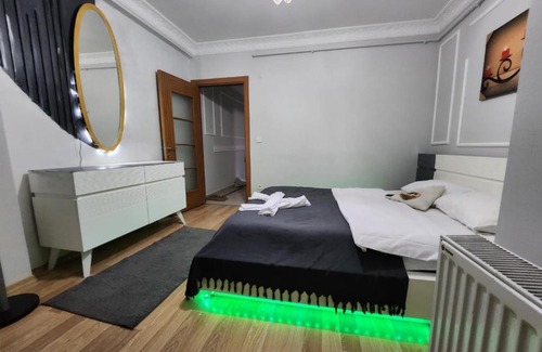 Bomonti Apartment | Şişli Center 2+1 modern renovated