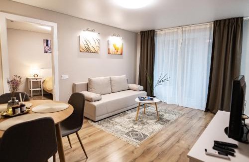 Siauliai City Center Apartment | Šviesus ir jaukus butas Šiaulių centre puiki vieta poilsiui