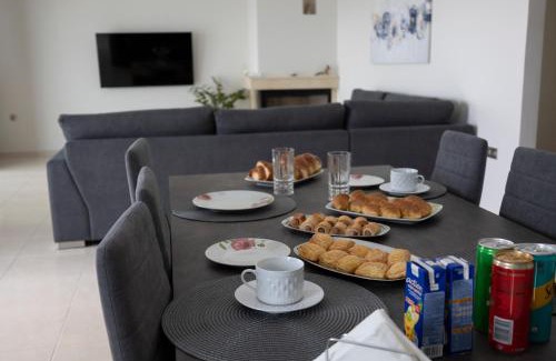 Tinos Town Apartment | Αegean Εyes