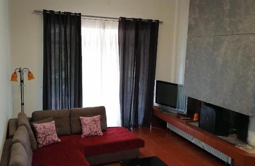 Chalcis House | Ευχάριστη βίλα στη Χαλκίδα στην περιοχή 'Αλυκές'