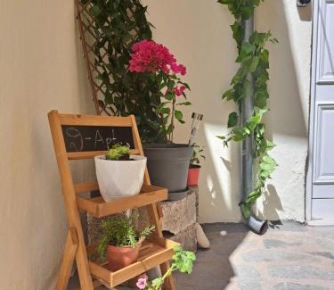 Panagia Apartment | θ-theta apartment