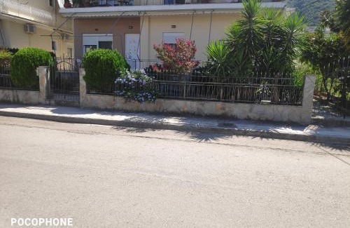 Kamena Vourla Apartment | Κεντρικό, ανετο και ευρύχωρο διαμέρισμα