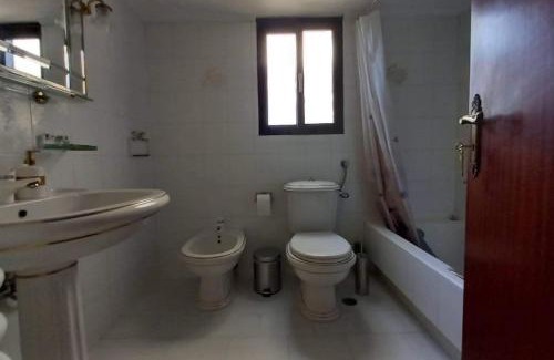 Skala Oropou Apartment | Οικογενειακό Διαμέρισμα με Θέα