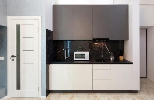 Lviv Apartment | Апартаменти в Центрі Львова 2 кімнати ізольовані кухня студія