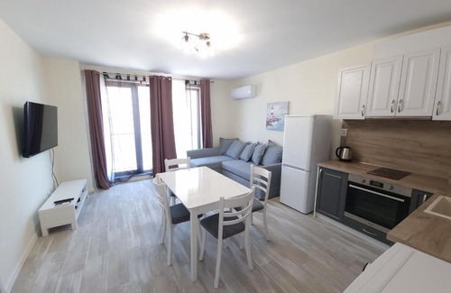 Varna Municipality Apartment | Апартаменти Жилищна сграда Орех