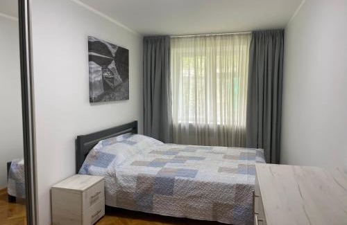 Prymors'kyi district Apartment | Апартаменти с 3мя окремими спальнями у Аркадії