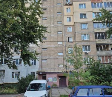 Darnyckyj Apartment | Апартаменти MYFREEDOM поруч із метро Харківська