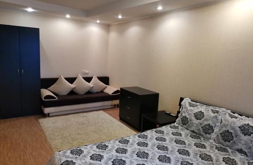 Novo-Savinovskiy Apartment | Апартаменты на Четаева 34
