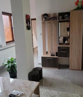 Lyaskovo Apartment | Апартамент Стела