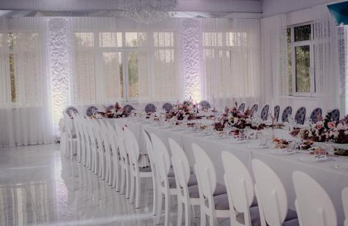 Novomoskovs'k Resort | База відпочинку "РіверСайд"