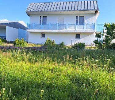 Sevan Villa | Вилла Севан (Villa Sevan)